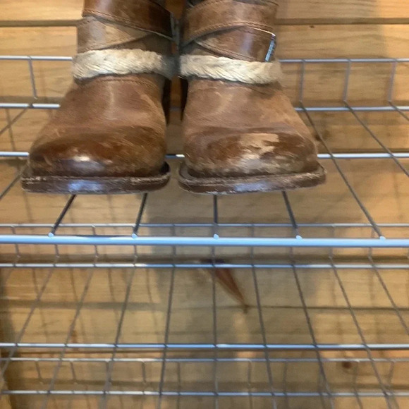 ‼️FREEBIRD boots‼️ - Picture 4 of 9